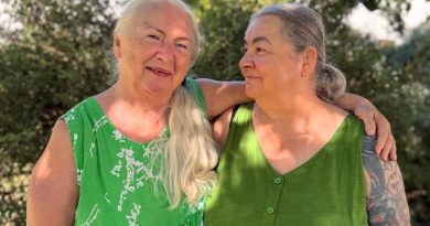 Inari H. Hanel und Nhanga Ch. Grunow im Sonnenschein